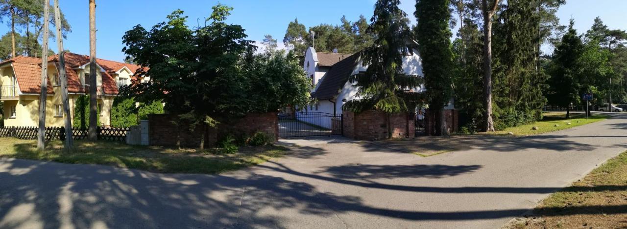 Apartamenty I Stylowe Pokoje Pobierowo Exterior foto